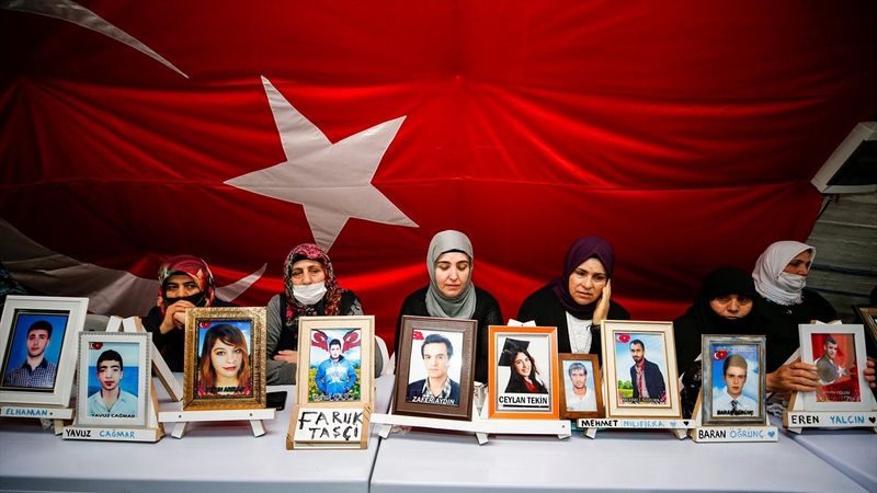 Diyarbakır anneleri, 8 Mart Dünya Kadınlar Günü'nde de eylemlerine devam etti