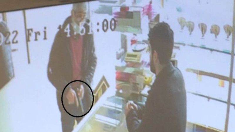 Diyarbakır'da müşteri gibi girdiği kuyumcudan bilezikleri çaldı