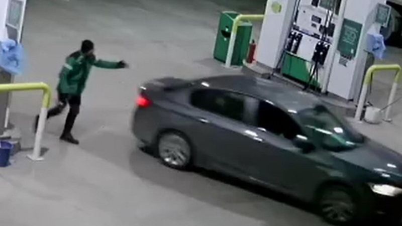 Manisa'da otomobil deposunu dolduran sürücü para ödemeden kaçtı