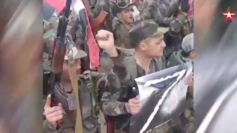 Esad rejimi Ukrayna'da savaşacak gönüllü askerlerin videosunu paylaştı