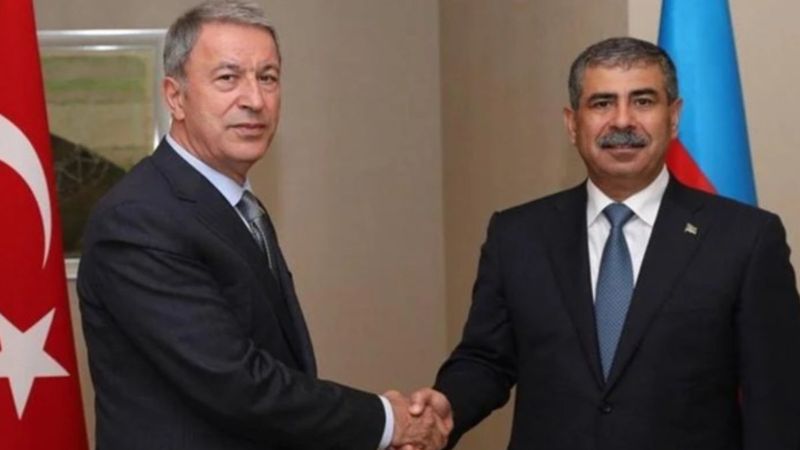 Hulusi Akar, Azerbaycanlı mevkidaşıyla telefonda görüştü