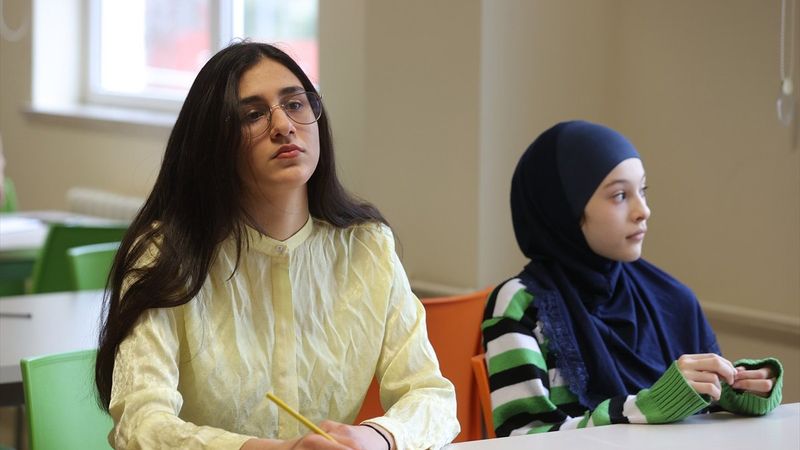 14 yıllık yaşamına 2 göç sığdıran Kırım Türkü, Türkiye'ye geldi