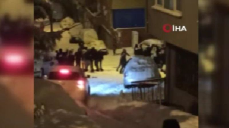 Kağıthane'de kayan otomobil paniğe sebep oldu