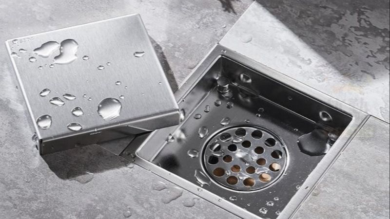 Banyo giderine çorap geçirmek bakın ne işe yarıyor