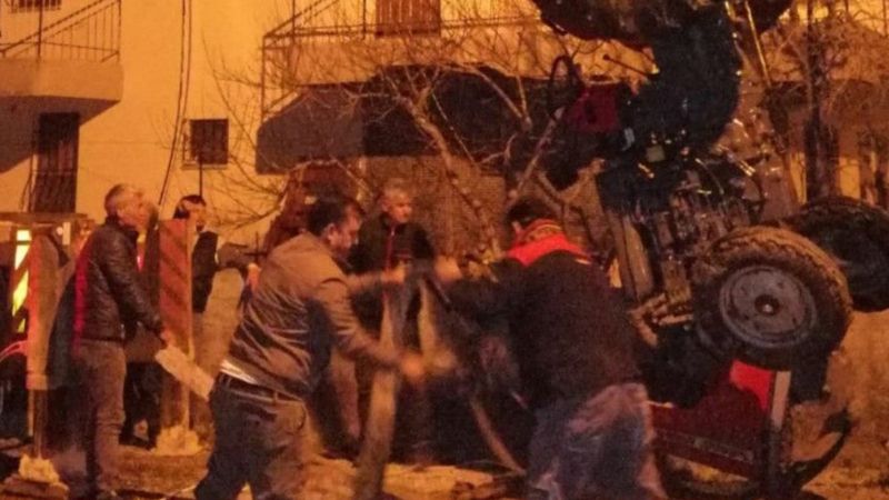 Alanya'da traktörle 12 metrelik kuyuya düştü