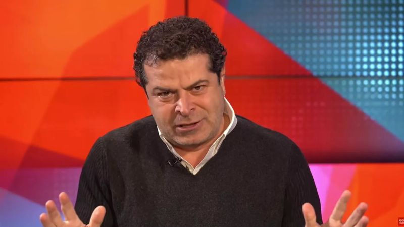 Cüneyt Özdemir'den Ciciş Esra paylaşımı: Tuhaf ötesi