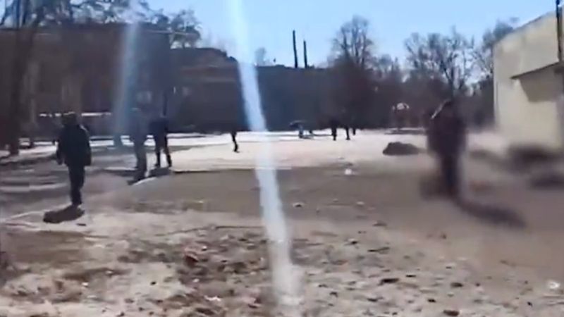 Rusya, Ukrayna'da ekmek sırasındaki sivillere ateş açtı: 10 ölü