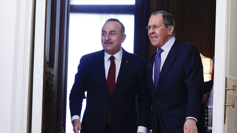 Mevlüt Çavuşoğlu ve Sergey Lavrov bir araya geldi