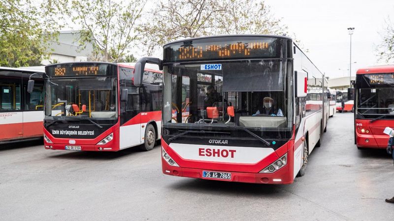 İzmir'de toplu ulaşım ücretlerine zam yapıldı