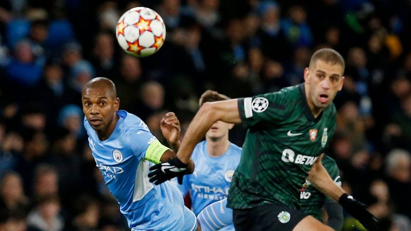 Islam Slimani, Sporting'i sırtlıyor
