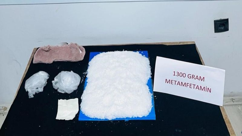 Kayseri'de durdurulan yolcu otobüsünden 1 kilo 300 gram uyuşturucu çıktı