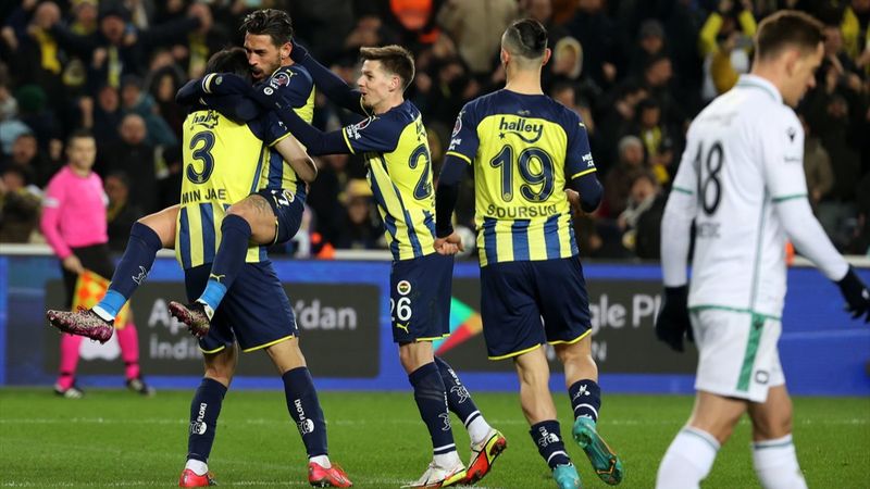 Fenerbahçe, Konyaspor'u 2 golle mağlup etti