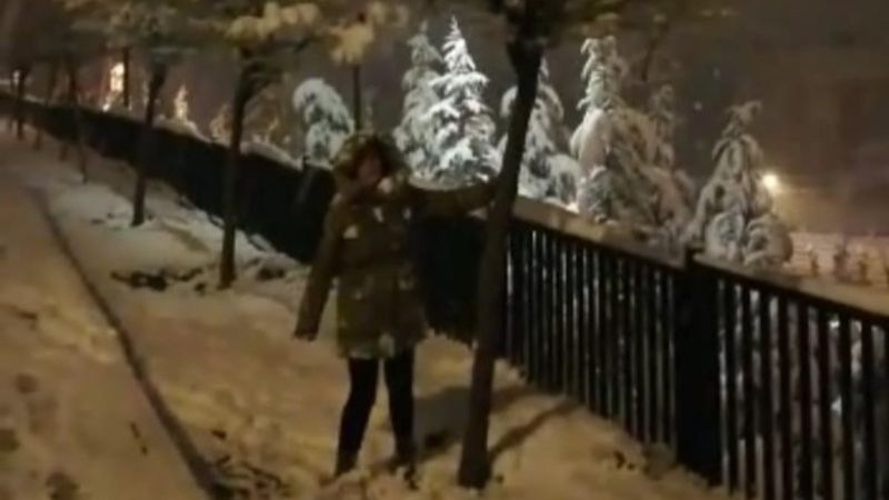 Hakkari'de vatandaşlar karın keyfini çıkardı