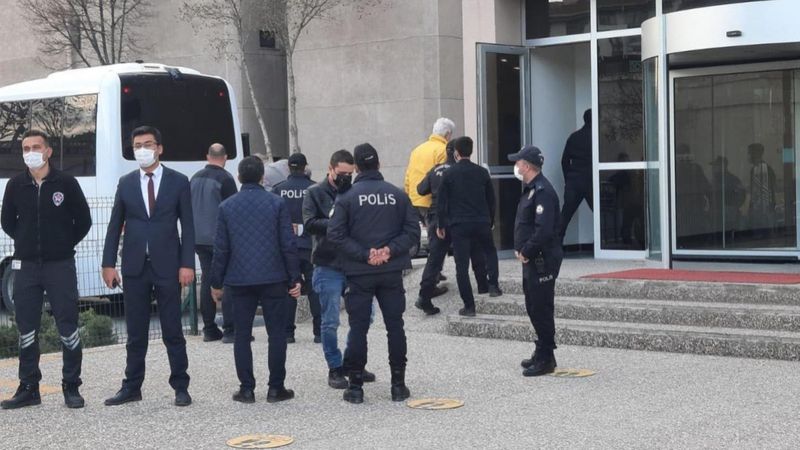 'Montrö bildirisi' davasında emekli amiraller hakim karşısında