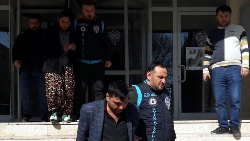 Kayseri’de, içinde 61 bin euro olan kasayı çalan şahıslar yakalandı