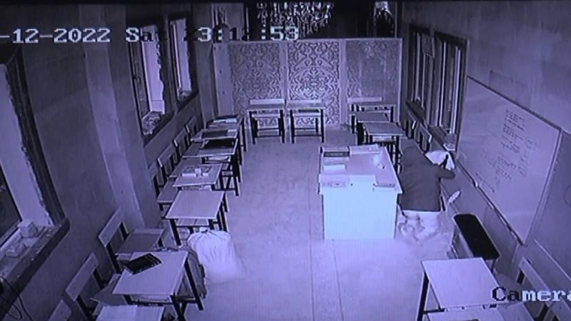 Nevşehir'de camiye giren hırsız, sadaka kutusunu çaldı