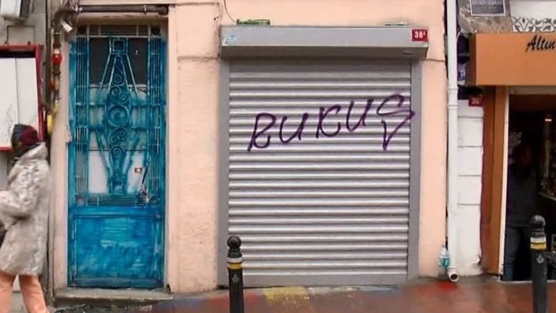 Beyoğlu'nda Alman çiftin apartmanı sahte evraklarla satıldı