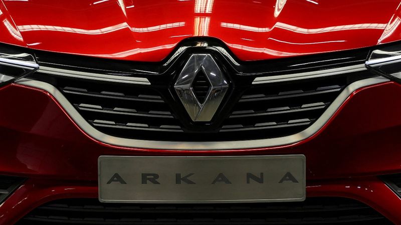 Renault, Moskova'da üretime tekrar başladı