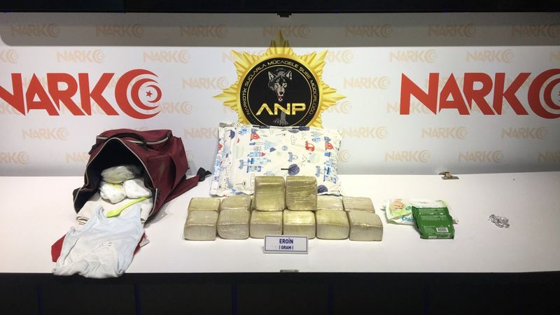 Ankara'da bebek çantasına gizlenmiş 7 kilo eroin bulundu