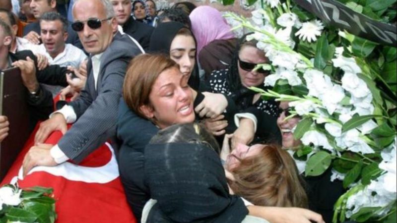 Kaynana Semra'nın oğlu Ata hakkında şoke eden detay! Gelin Sinem Umaş itiraf etti...