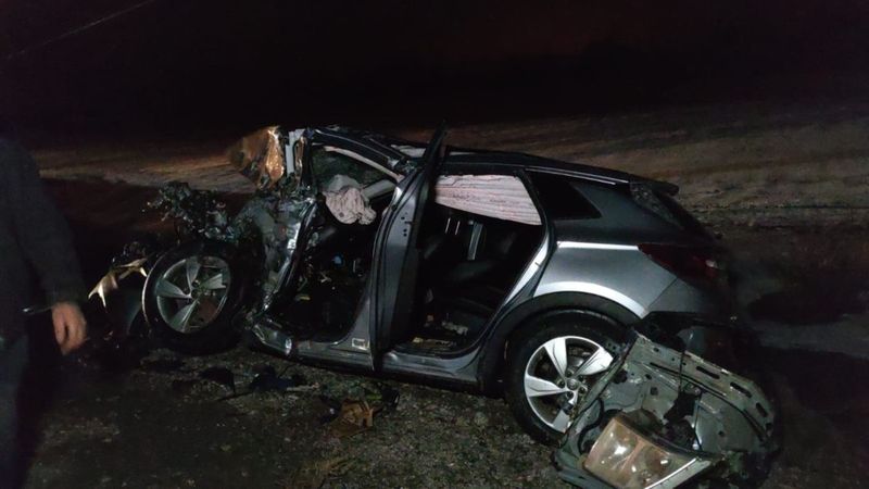 Van'da otomobil minibüs ile çarpıştı: 15 yaralı