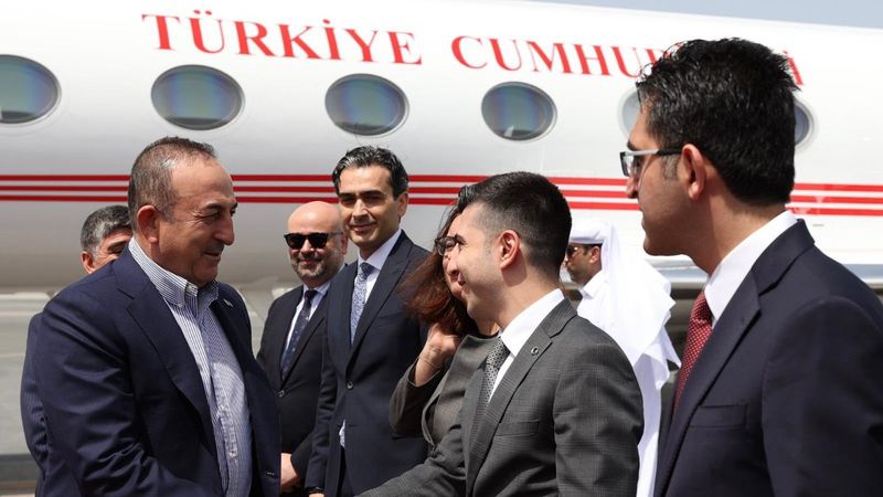 Mevlüt Çavuşoğlu Katar'da