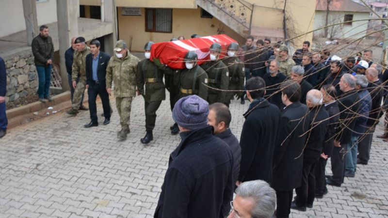 Kanserden hayatını kaybeden Kıbrıs gazisi Hakkari'de defnedildi