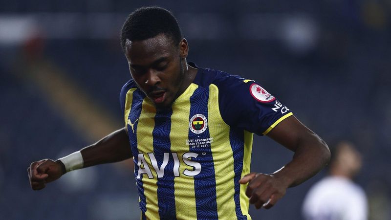 Osayi Samuel'e 3 kulüpten teklif