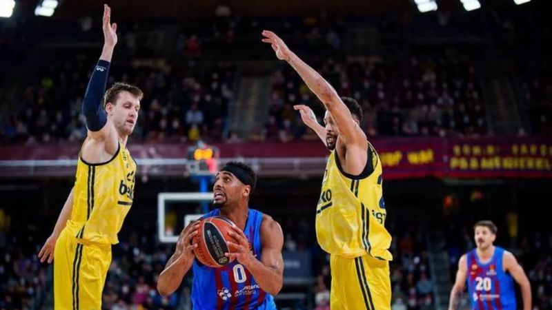 EuroLeague'de Barcelona Fenerbahçe'yi yendi
