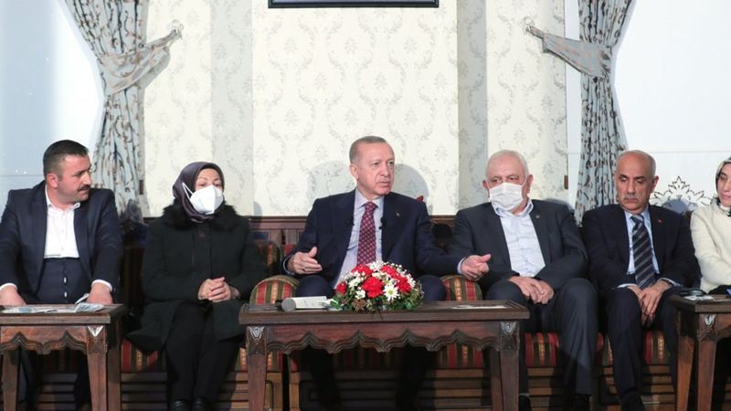 Cumhurbaşkanı Erdoğan, gece yatmadan yediği karışımın tarifini verdi