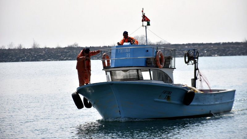 Kırklareli’de denizdeki mayını fark eden balıkçı: 200 metre yanından geçtik