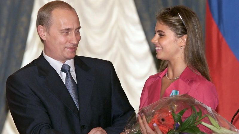 Putin'in gönlünü kaptırdığı gizli aşkı Alina Kabaeva bakın kim çıktı! Sığınakta saklıyor...