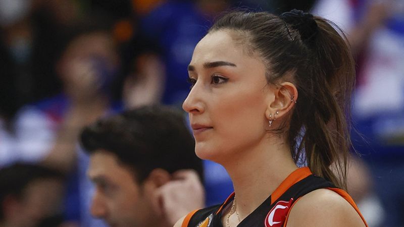 Kanadalı şarkıcıdan Hande Baladın'a şarkı