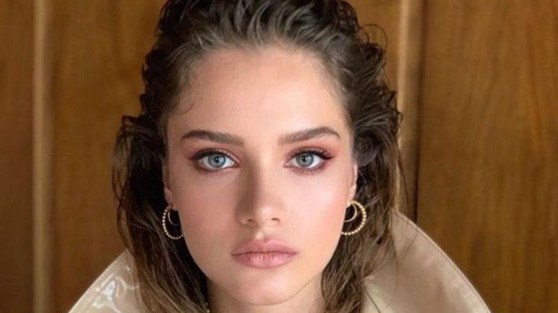 Kara Tahta'nın yıldızı Miray Daner'in çocukken de ekrandaymış! 'Mavi önlüklü, al yanaklı'