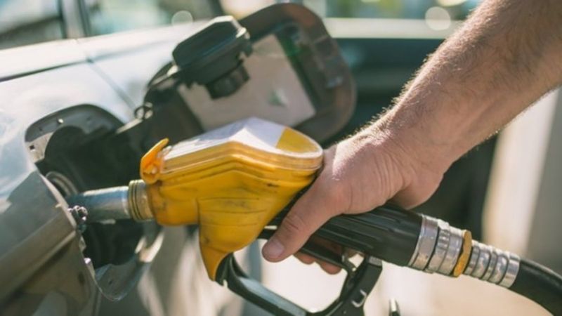 Bir indirim daha! Varil fiyatı eridi, akaryakıt düşüşe geçti: Bu geceden itibaren...