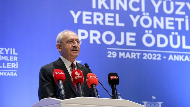 Kemal Kılıçdaroğlu: Belediye başkanları zorlukları aşarak görev yapıyor