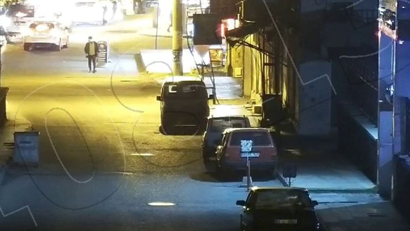 Diyarbakır'da altın kolye hırsızları yakalandı