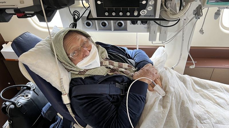 Almanya’da yeterli sağlık hizmeti alamayan hastalar, Türkiye’ye nakledildi