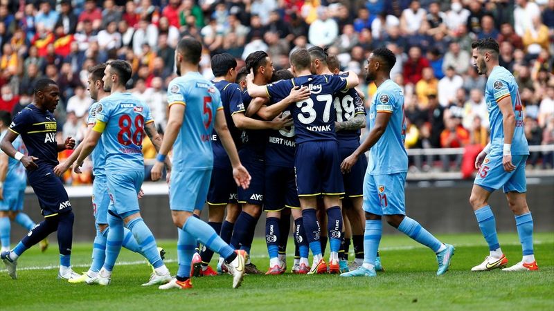 Fenerbahçe, Kayserispor'u rahat yendi