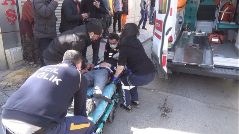 Afyonkarahisar'da kuzenlerin arazi kavgasında kan döküldü