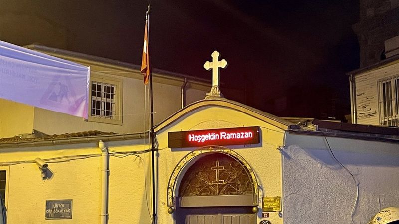 İstanbul'da Ayia Efimia Kilisesi'nden ramazan kutlaması