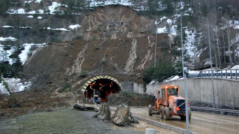 Bolu Valisi Ahmet Ümit: TEM otoyolu yarın açılabilir