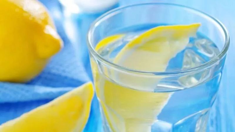 Her sahurda limonlu su içmenin mucize faydaları