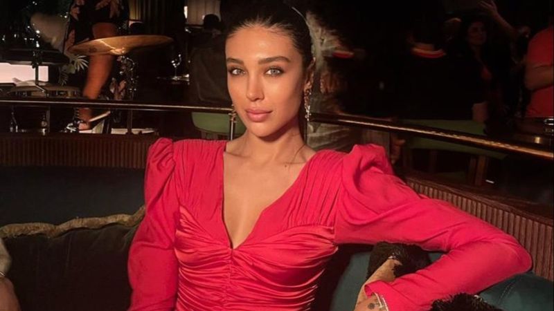 Berkay'ın eşi Özlem Ada Şahin de estetik güzeli çıktı! O hallerini gören 'pes' dedi...