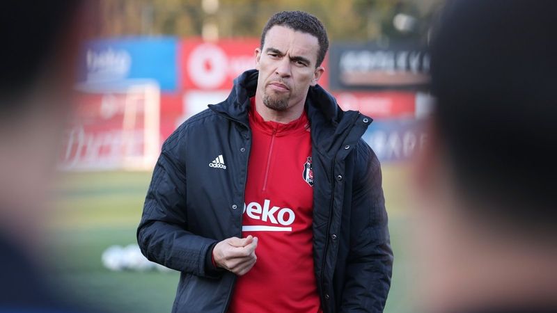 Valerien Ismael, Conte'yi örnek alıyor