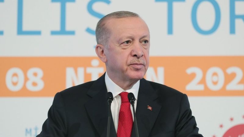 Cumhurbaşkanı Erdoğan: Milletimizi savurmak isteyenlere meydanı bırakmayacağız