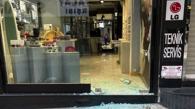 Kocaeli'de 250 bin liralık saat hırsızlığı