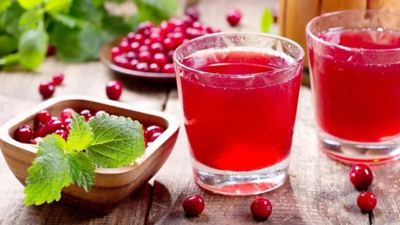 Taş ve kum dökenlerin devası! Her gün gilaburu suyu içerseniz...