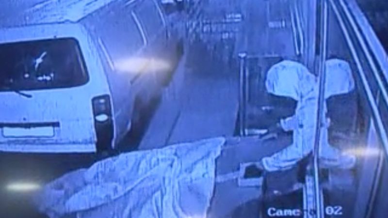 İzmir'de tutuklanan hırsızların çaldığı çelik kasa aranıyor