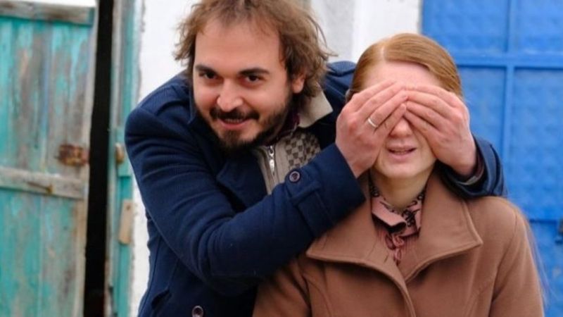 Gönül Dağı'nda Meryem gitti, İşte Rıfat'ın yeni karısı! Mini etekli pozları ve masmavi gözleri akılları aldı..